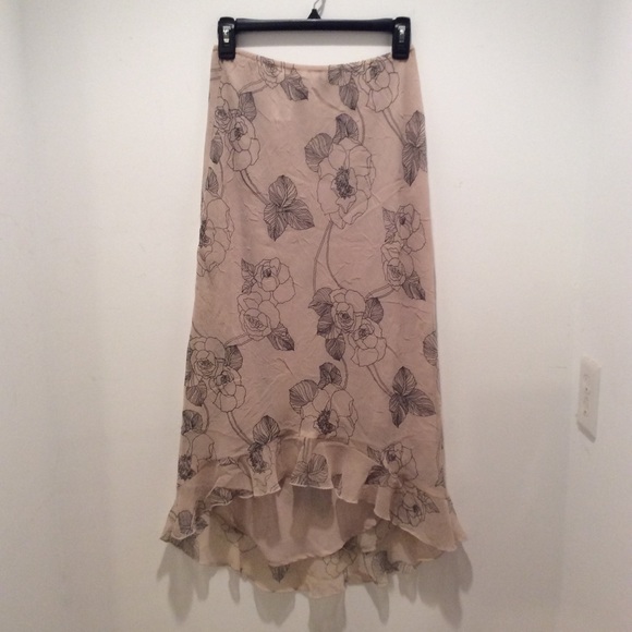 Worthington Dresses & Skirts - Floral Skirt Worthington Dresses & Skirts - Floral Skirt